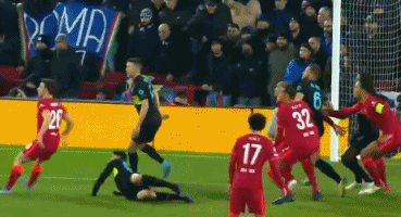 西媒：尤文、法兰克福以及斯图加特询价皇社中场苏契奇