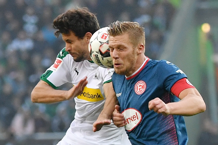 弗兰克：如果范德芬还能做到这样，他就可以直接从我身边走过