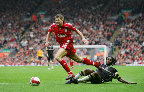 半场战报：乌迪内斯0-1热那亚，马利诺夫斯基点射