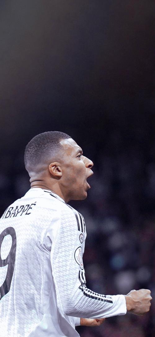 马斯切拉诺：看到38岁的梅西还能如此积极拼抢真是令人惊叹